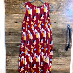 Halogen pleated maroon shift dress